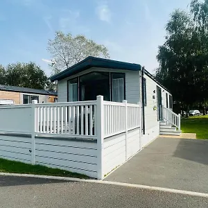 Teejay's With Hot Tub Holiday home York